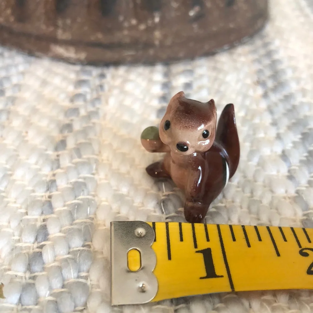 Miniature Brown Ceramic Squirrel  with Acorn Figurine - Picture 2 of 8